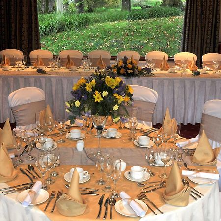 Woodland House Hotel ดัมฟรีส์ ภายนอก รูปภาพ